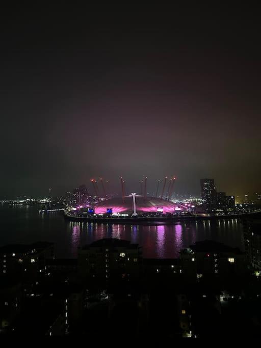 London Skylineviews 2 Bed 2 Bath Flat Near Canary Wharf, O2 & Excel Dış mekan fotoğraf