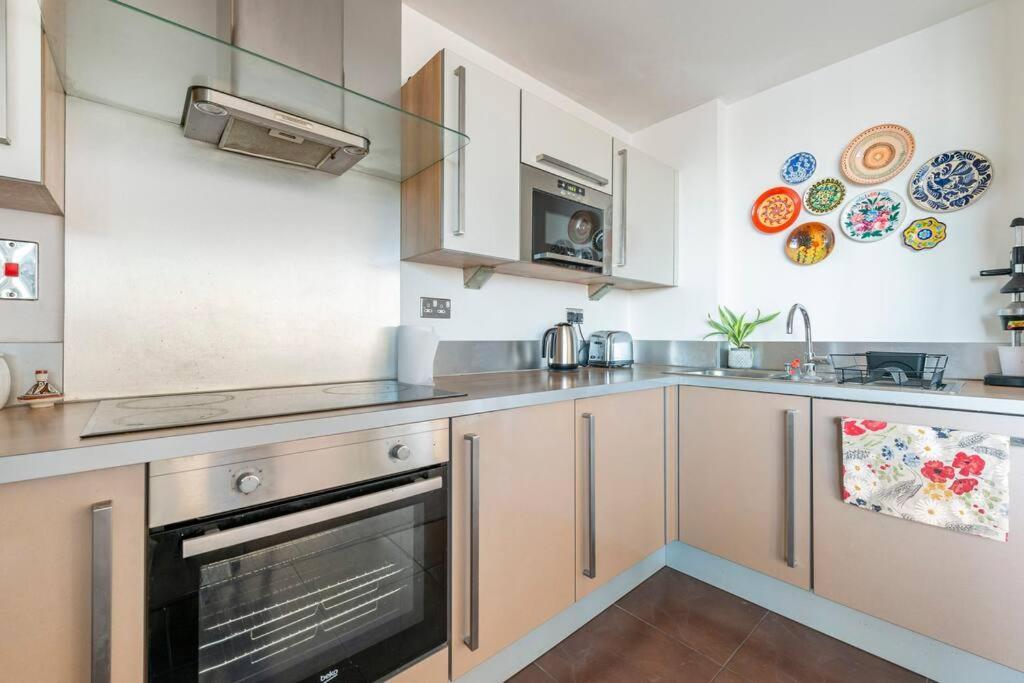 London Skylineviews 2 Bed 2 Bath Flat Near Canary Wharf, O2 & Excel Dış mekan fotoğraf