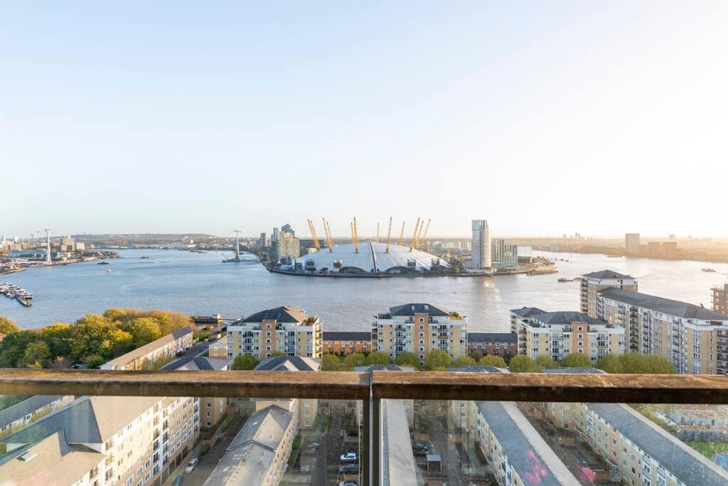 London Skylineviews 2 Bed 2 Bath Flat Near Canary Wharf, O2 & Excel Dış mekan fotoğraf