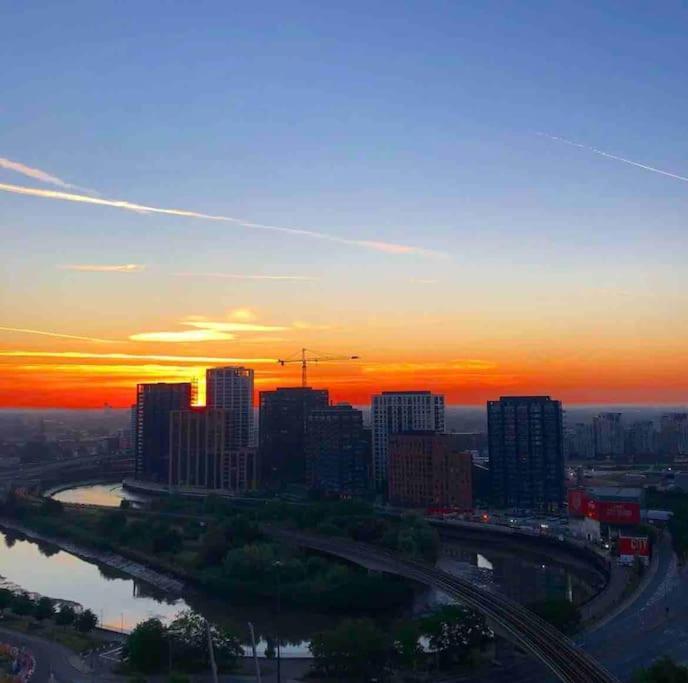 London Skylineviews 2 Bed 2 Bath Flat Near Canary Wharf, O2 & Excel Dış mekan fotoğraf