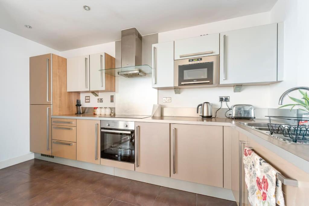 London Skylineviews 2 Bed 2 Bath Flat Near Canary Wharf, O2 & Excel Dış mekan fotoğraf